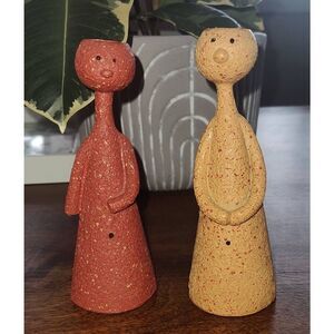 2 Anthropomorphic Air Fern Pots Whimsical Speckled Resin Figures Without Fern